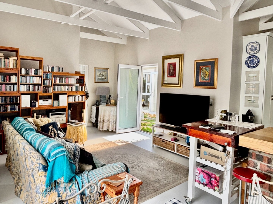 4 Bedroom Property for Sale in Gordons Bay Village Western Cape